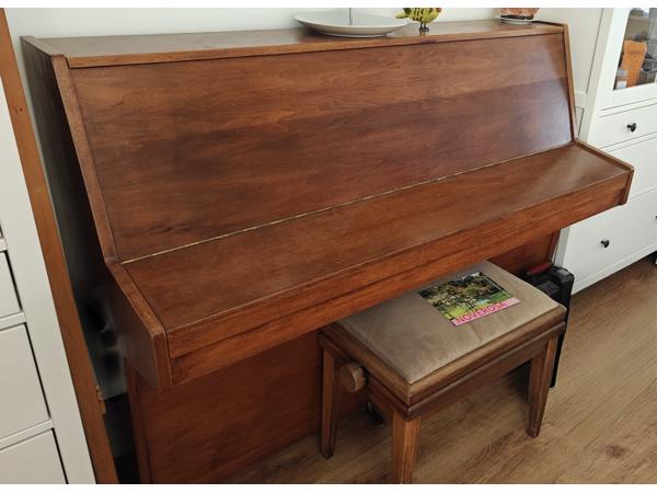 Geyer piano in goede staat
