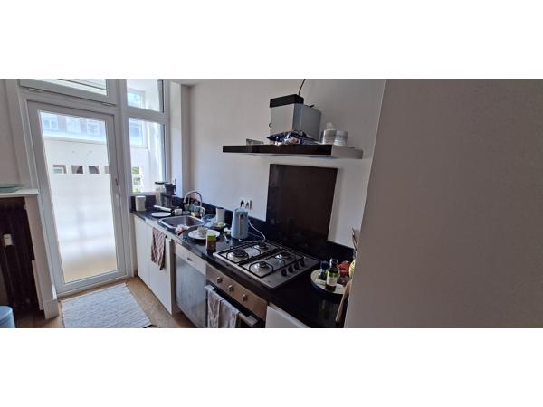 Gebruikte keuken 6 jaren oud in goede staat
