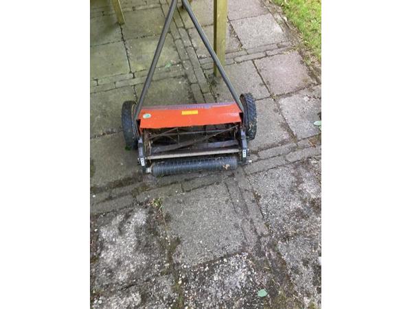 Husqvarna handgrasmaaier