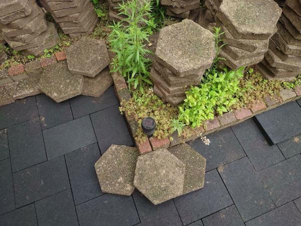 Gratis Tuintegels ~30m2 hexagon