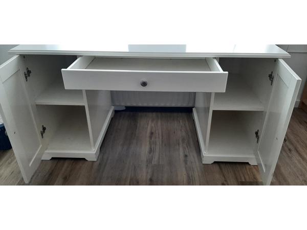 Bureau Ikea Liatorp, twee kastjes en lade, wit