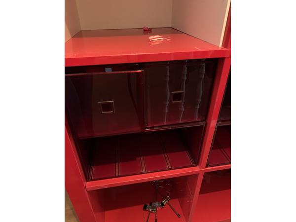 Ikea vakken kast rood