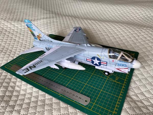 Kartonmodel Chance-Vought Corsair A-7 schaal 1:33