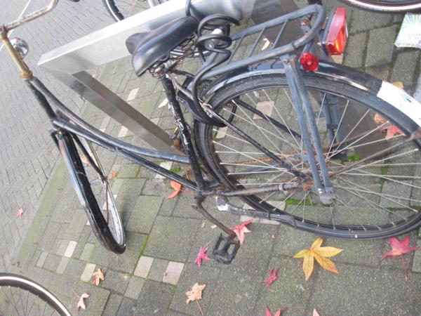 Fiets te koop aangeboden.