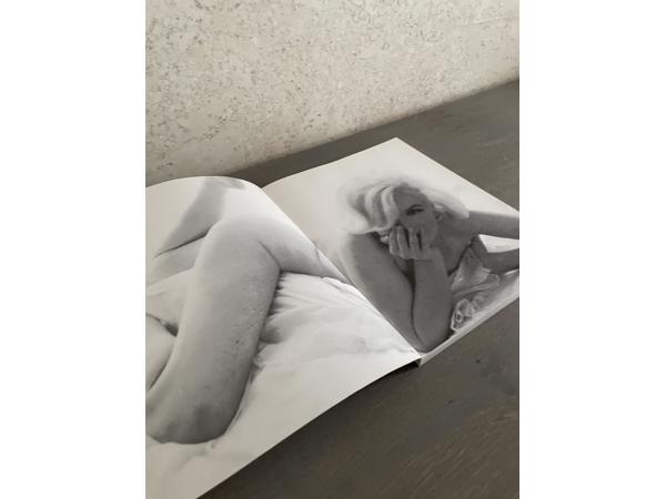 Boek: Marilyn Monroe: Haar laatste fotosessie