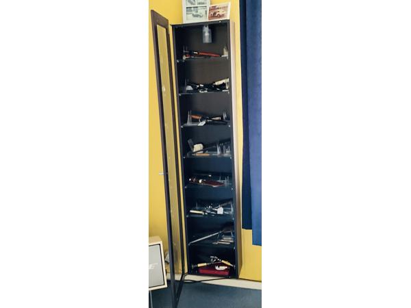 Z.g.a.n. (hang-)vitrinekast te koop