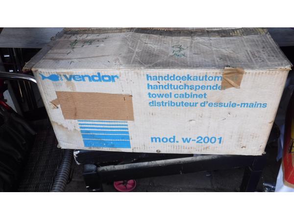 Nieuwe Vendor W-2001 handoek automaat