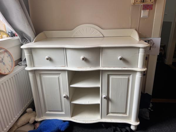 Mooie commode wit