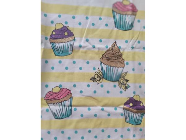 Glo-Story cupcakes t-shirt geel 110