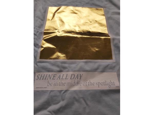 Glo-Story t-shirt Shine all day lichtblauw XL