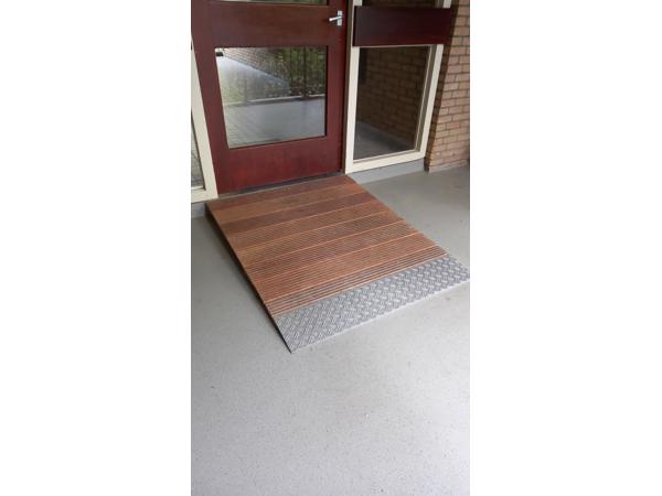 Rolstoel ramp / oprijplaat in Arnhem - Huis en Inrichting, Overig ...