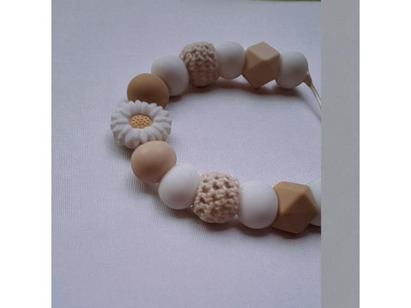 Speenkoord wit beige met wit bloemetje