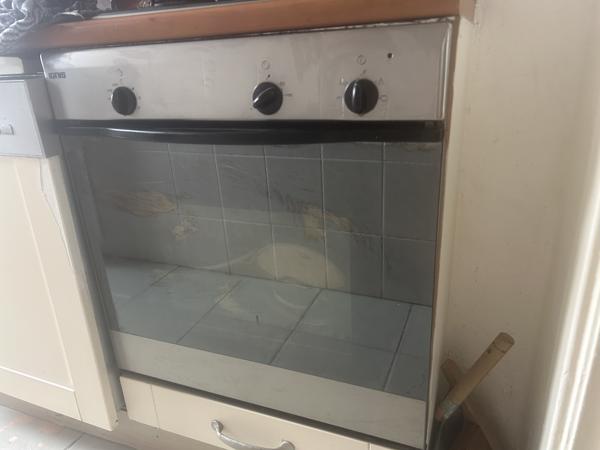 GRATIS AF TE HALEN FORNUIS+OVEN