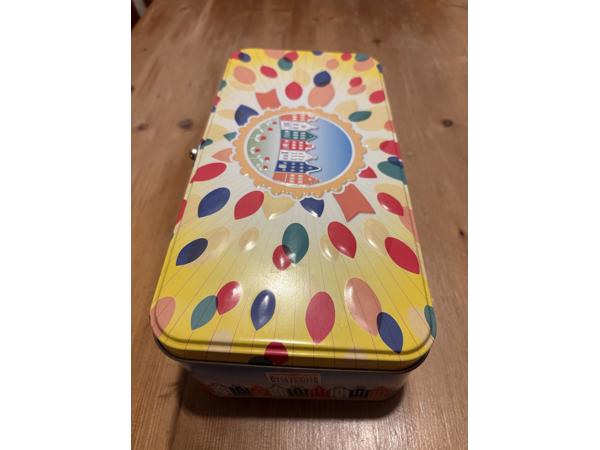 Lipton postcodeloterij blik rechthoekig reliëf deksel met sl