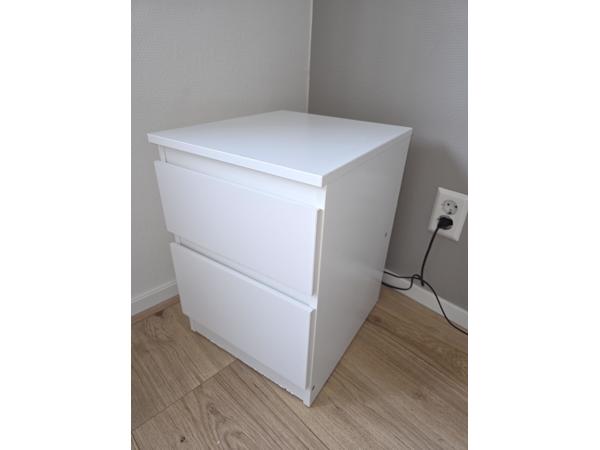 IKEA bed (140×200cm)