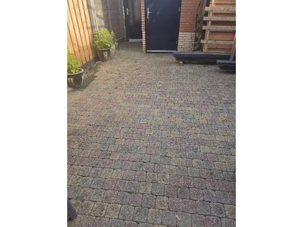 50m2 + betonklinkers 10x10x6 cm