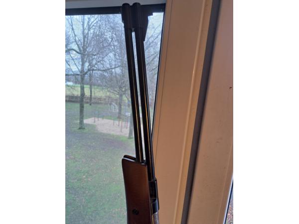 Weihrach hw 77k 6.35 mm luchtbuks