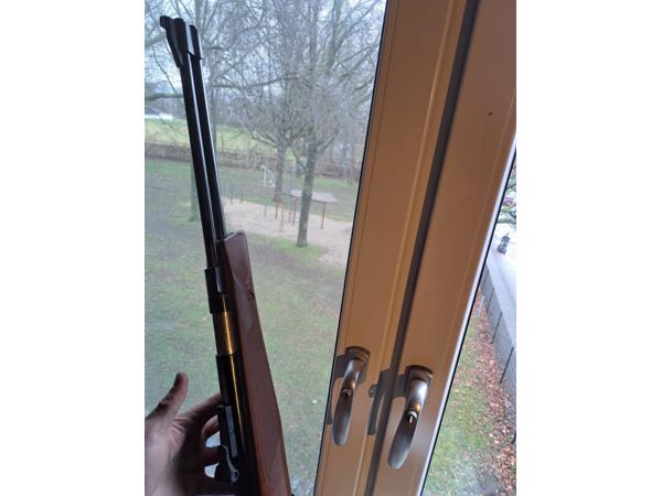 Weihrach hw 77k 6.35 mm luchtbuks