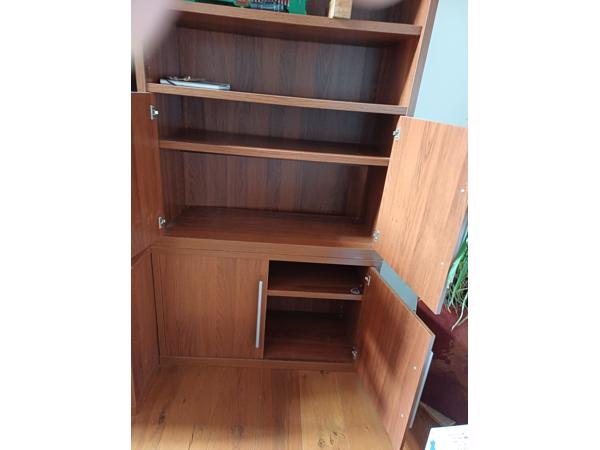 Woonkamerkast 240hx284bx40d