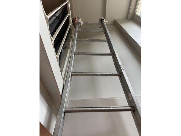 Aluminum ladder 4m