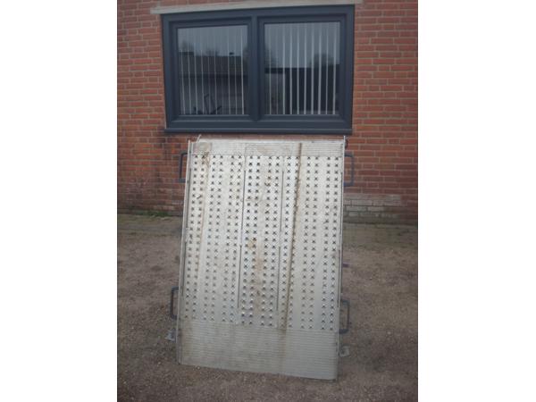 Altec opklabare auto-oprijplaat roelstoelhelling