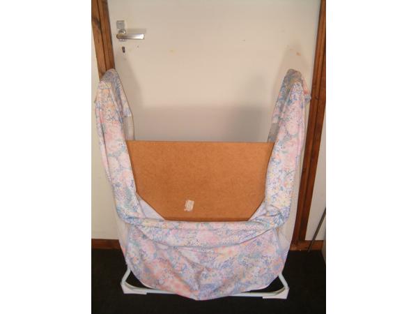 Opvouwbaar kinderbedje met matras 120 x 60