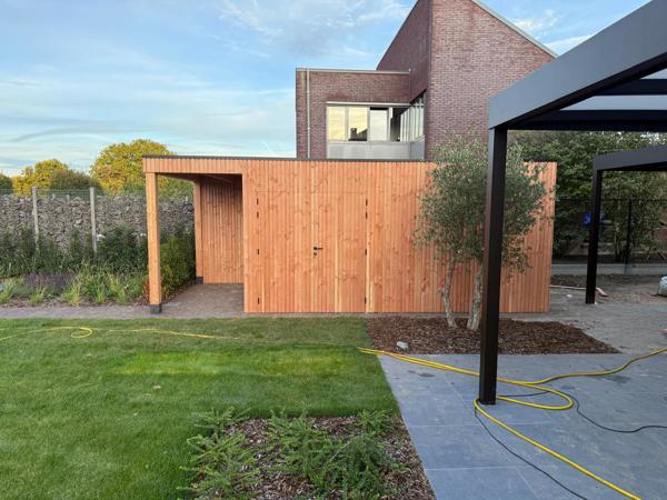 Maatwerk- Douglas houten bijgebouwen, tuinhuisjes