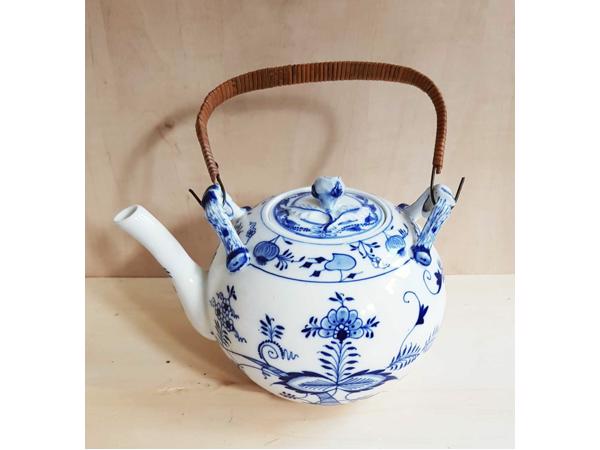 Vintage uienpatroon keramische theepot blauw en wit keramiek