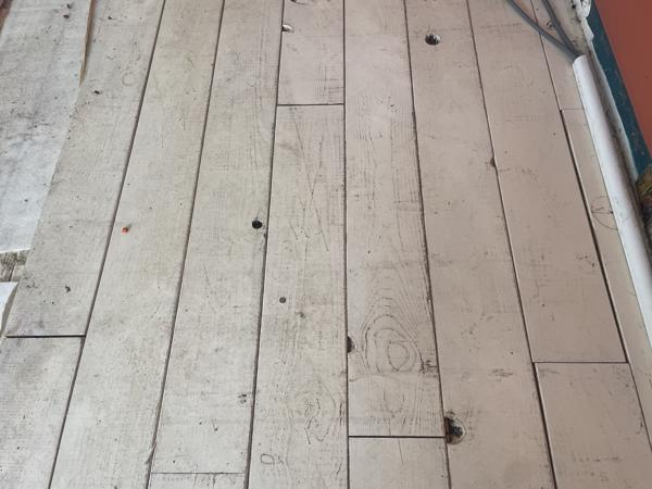 Houten vloer - in goede staat