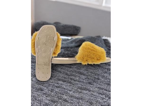 Givana Fluffy muiltjes - slippers geel 38