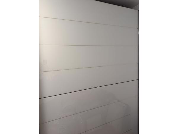 Gratis Kledingkast - Moet snel weg i.v.m. verhuizing!