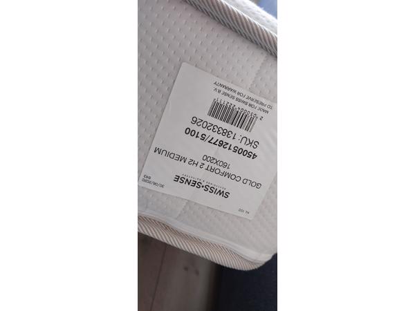 Goed, bijna niet gebruikt tweepersoons matras