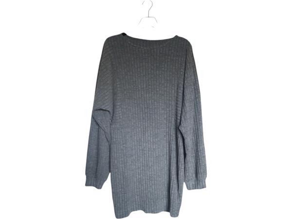 stretchy jurk grijs met pofmouwen XXL