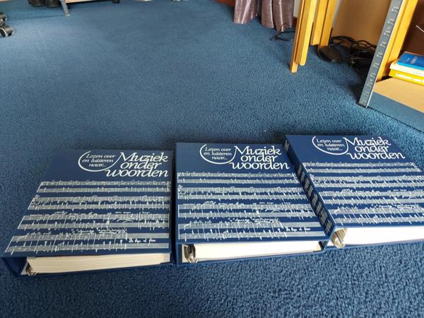 Muziek onder woorden naslagwerk.