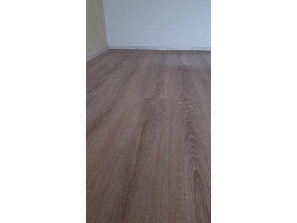 Laminaat (ongeveer 25 m2)