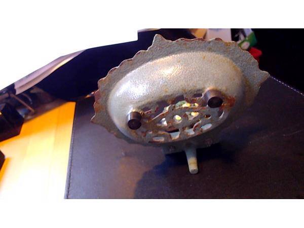 Gietijzeren Zeepbakje  Art Nouveau periode