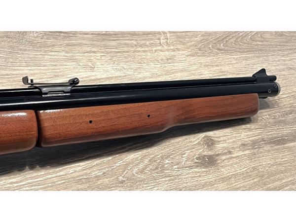 Benjamin- Sheridan pompbuks