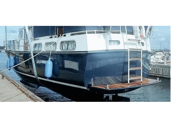 Woonboot / Motorkruiser 14m vaarklaar