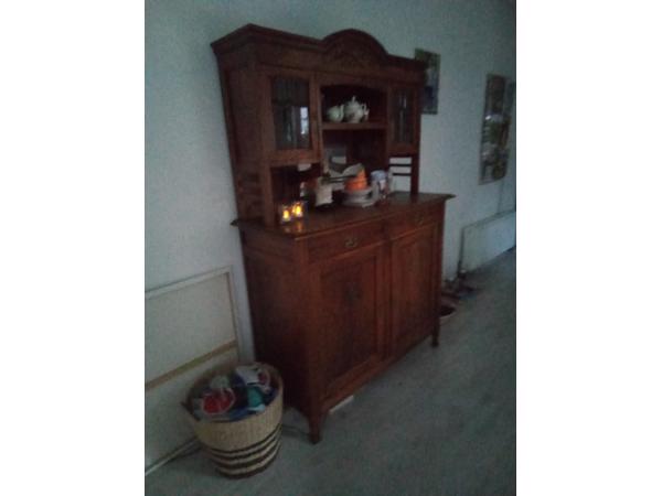 Grootmoeders buffetkast