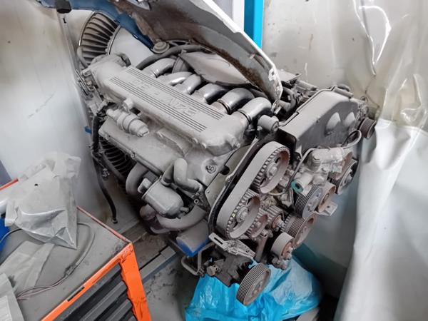 Te koop motorblok 3.0 liter V6 24 kleppen uit Alfa 164 Super