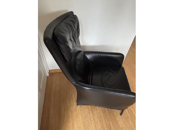 Zwart, leren fauteuil