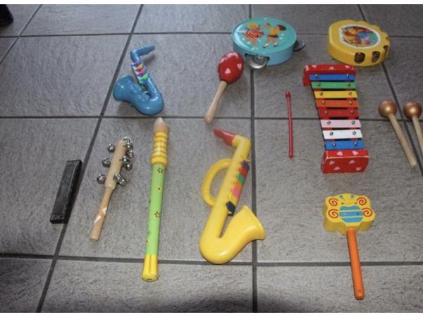 Speelgoed instrumenten van plastic