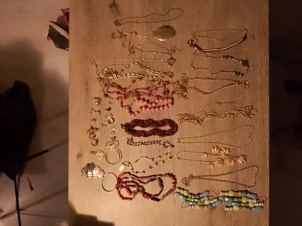 Lot vintage sieraden