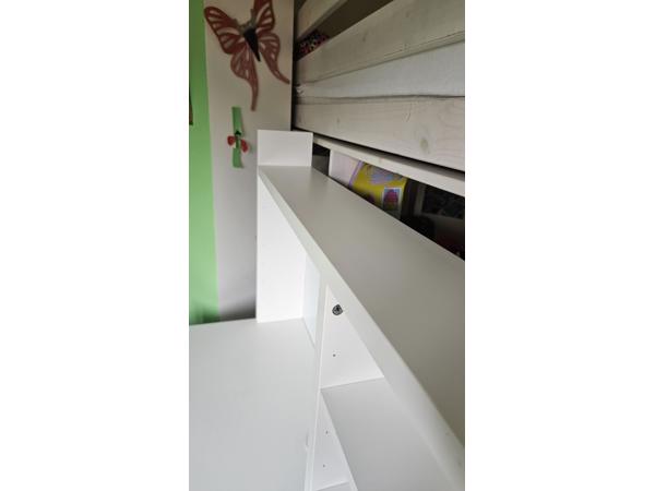 Kinderbureau wit met roze