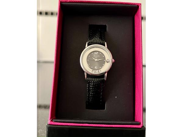 Moet weg zsm • Diverse Di Lusso Italy Design Horloges