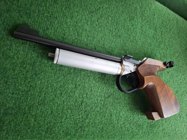 Walther CP2 wedstrijd luchtpistool met 12g CO2 adapter