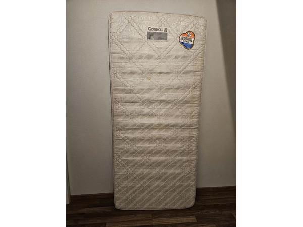 Matras 90x200cm