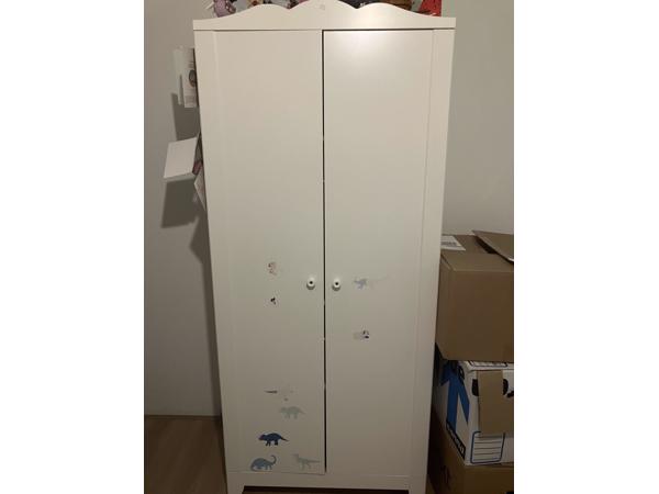 Kledingkast kinderkamer