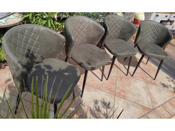 4 leuke donkergroene fauteuils