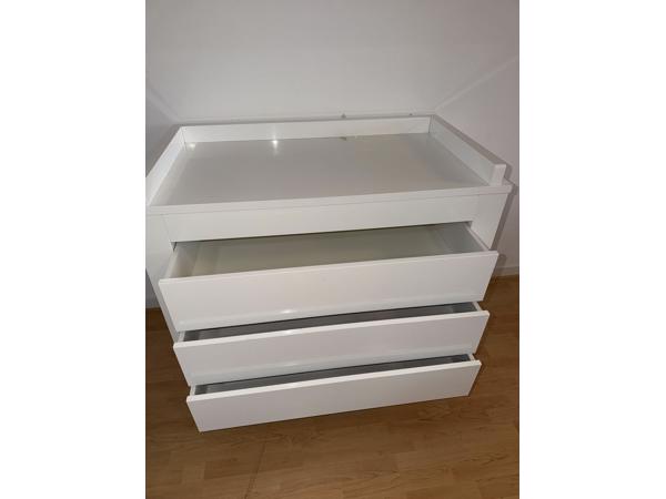 Commode kast gratis af te halen wegens verhuizing